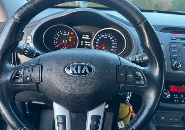 Kia Sportage cena 46900 przebieg: 229000, rok produkcji 2014 z Miłakowo małe 742